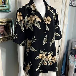 Black Floral Button-Front Women’s Top Vintage #EE